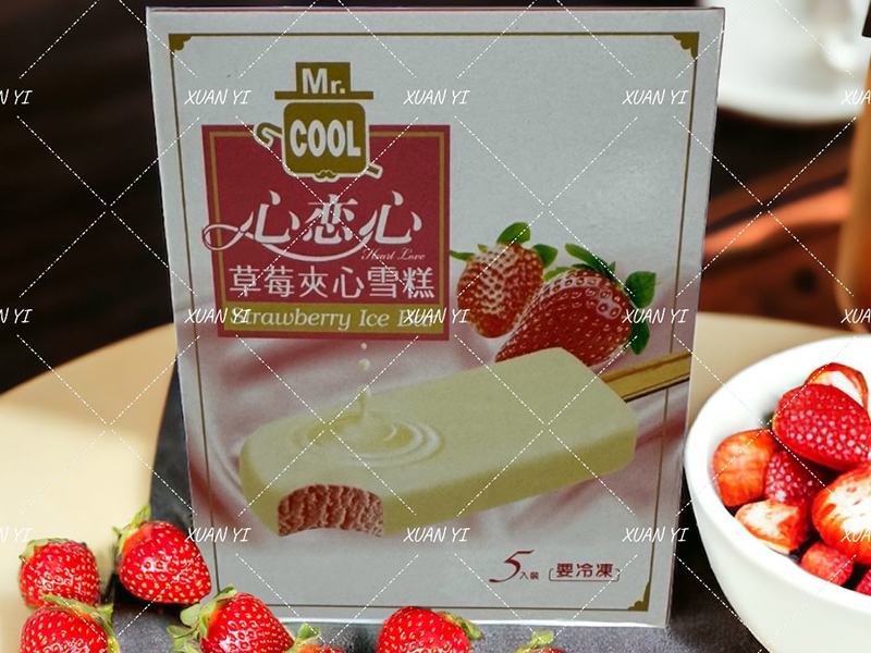 Mr.COOL-草莓夾心雪糕350g